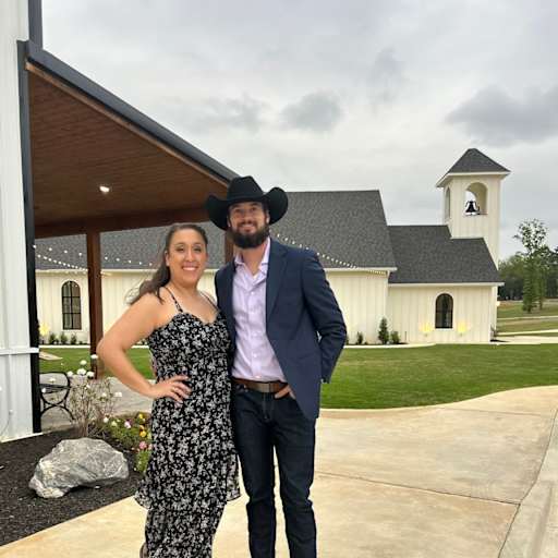 Profile image for pet sitters Amanda & Aaron
