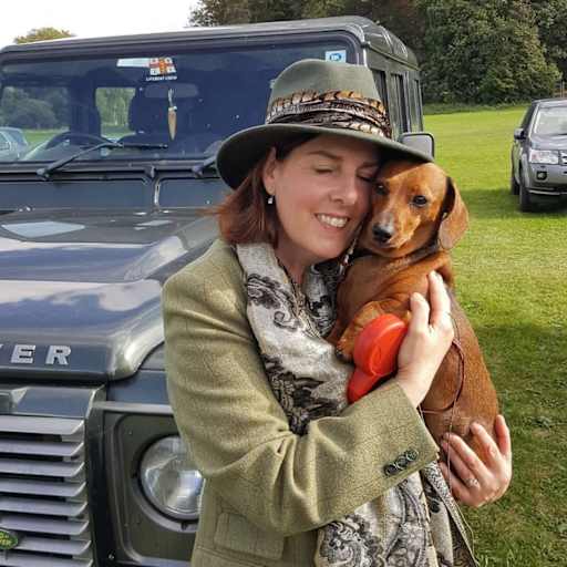 Profile image for pet sitters Shirley & Andrew