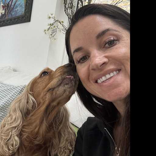 Profile image for pet sitter Renee