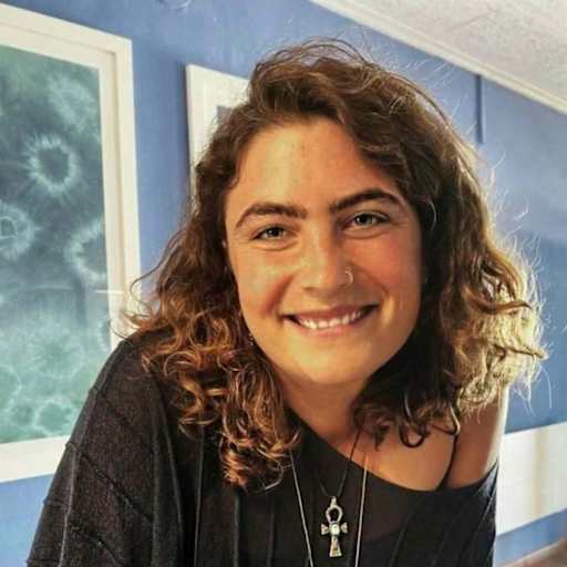 Profile image for pet sitter Alina