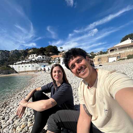 Profile image for pet sitters Alicia & Michael