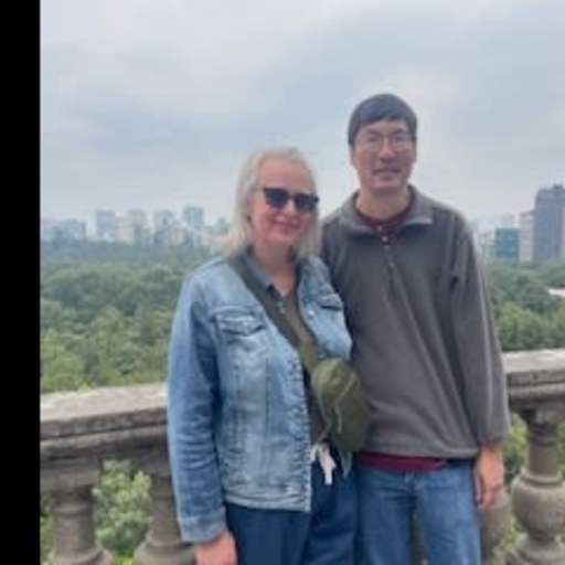 Profile image for pet sitter Abigail & Glen