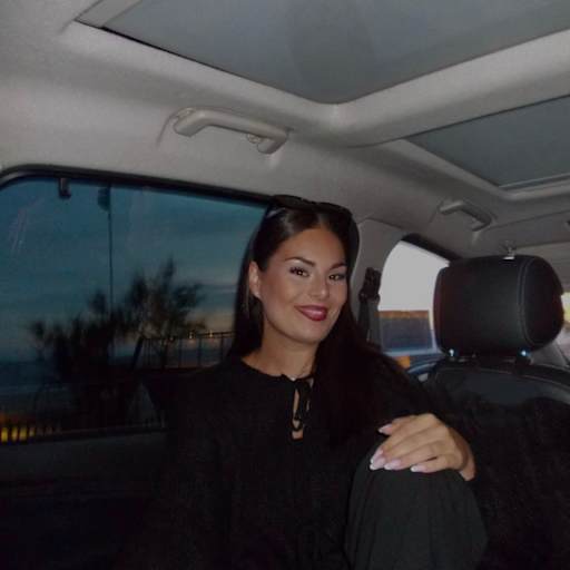 Profile image for pet sitter Lisa