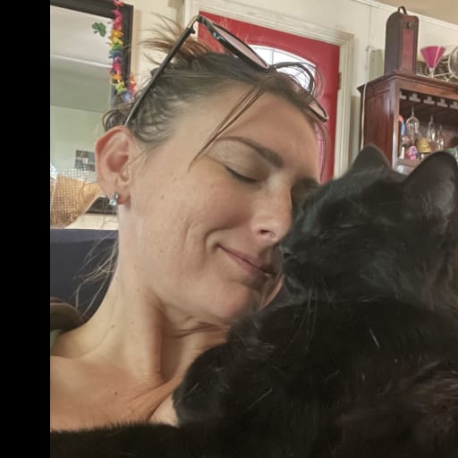 Profile image for pet sitters Kelli & Kyle