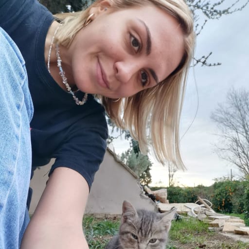 Profile image for pet sitter Artemis