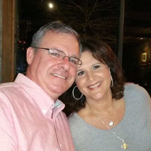 Profile image for pet sitters Theresa & Curtis