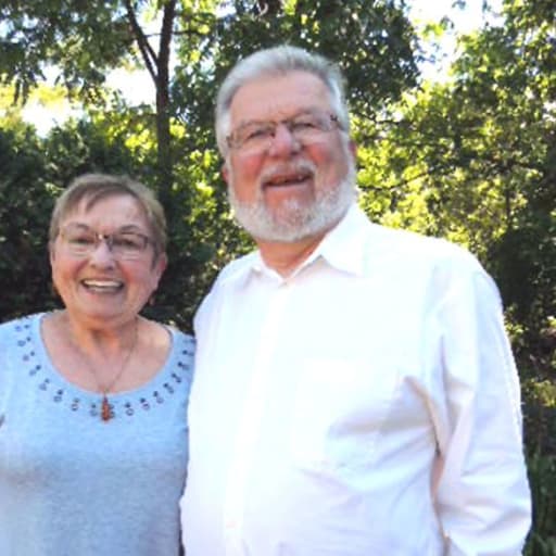Profile image for pet sitters Virginia & Ron