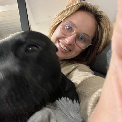Profile image for pet sitters Virginie & Lou