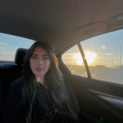Profile image for pet sitter Katherine