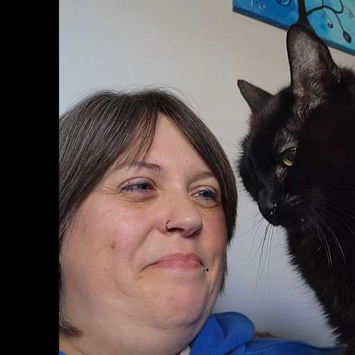 Profile image for pet sitter Calvina