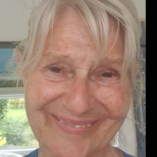 Profile image for pet sitter Pamela