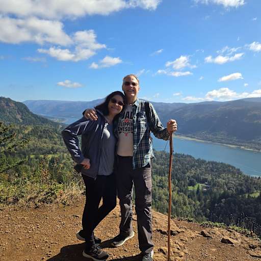 Profile image for pet sitters Greg & Angelica
