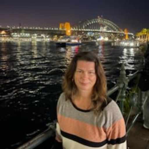 Profile image for pet sitter Caryn