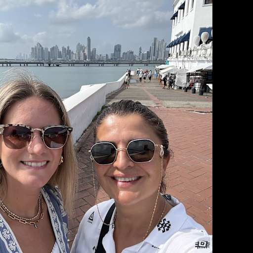 Profile image for pet sitters Franziska & Yeliz