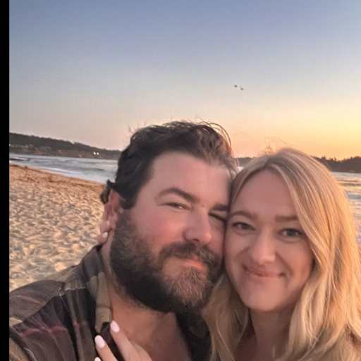 Profile image for pet sitters Scott & Amy