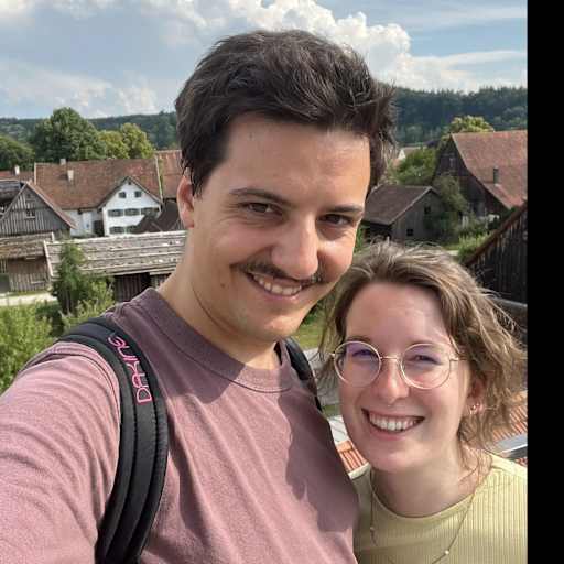 Profile image for pet sitters Alina & Jakob
