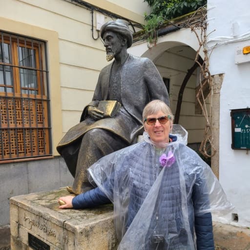 Profile image for pet sitter Saroj Heidi