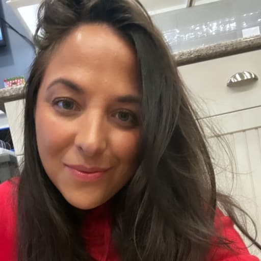 Profile image for pet sitter Sasha
