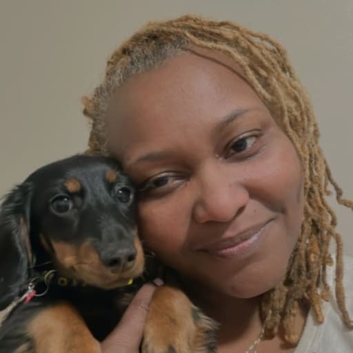 Profile image for pet sitter Tajsheena