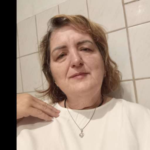 Profile image for pet sitter Leonora