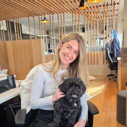 Profile image for pet sitter Laura