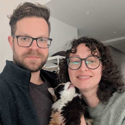 Profile image for pet sitters Nina & Aleksandr