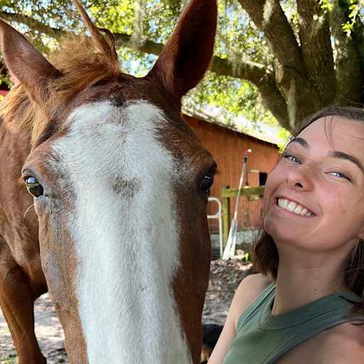 Profile image for pet sitter Serena