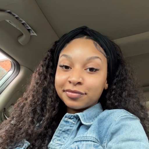 Profile image for pet sitter Adoni