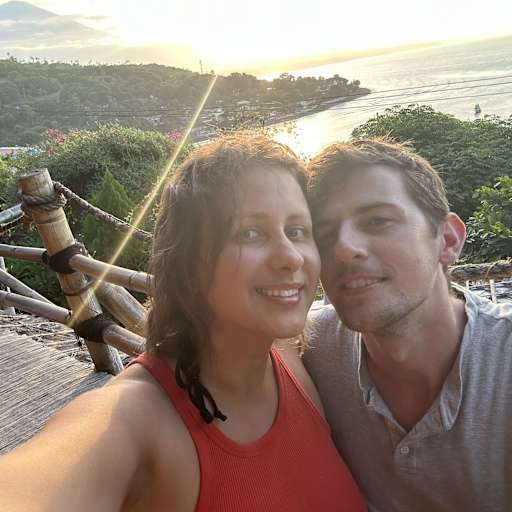 Profile image for pet sitters Alexander & Dana