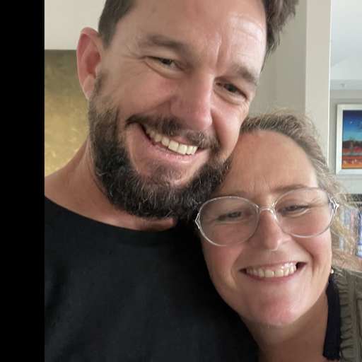 Profile image for pet sitters Louise & Ryan
