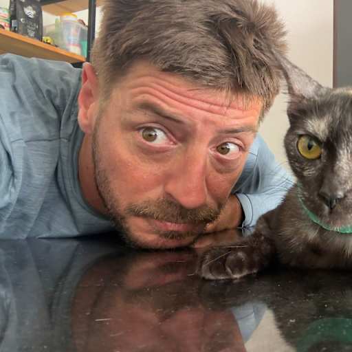 Profile image for pet sitter JUAN