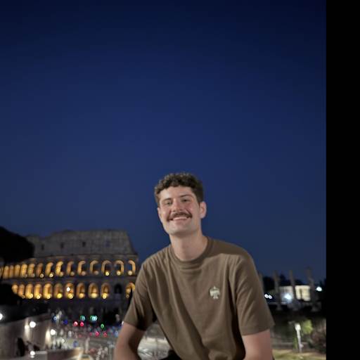 Profile image for pet sitter Víctor Hugo
