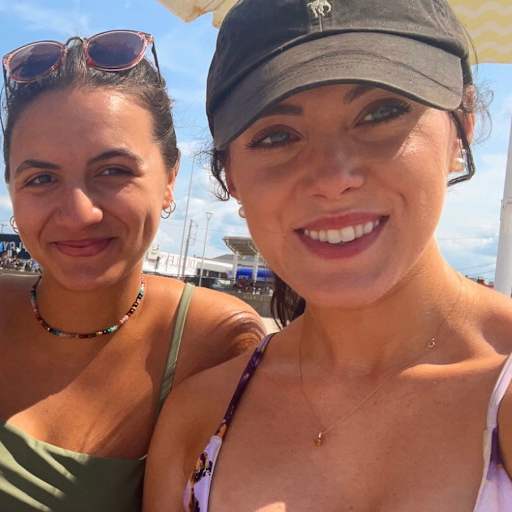 Profile image for pet sitters Courtney & Micaela