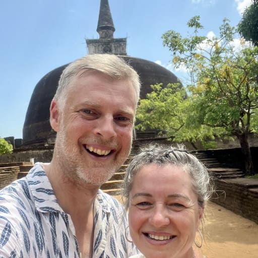 Profile image for pet sitter Claire and Kris