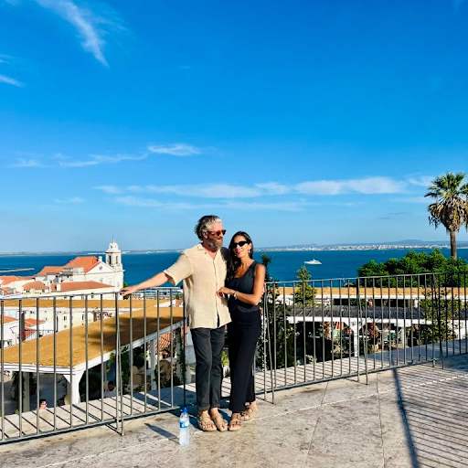 Profile image for pet sitters Juliana & Kevin