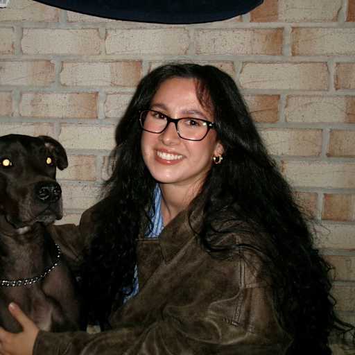 Profile image for pet sitter Serena