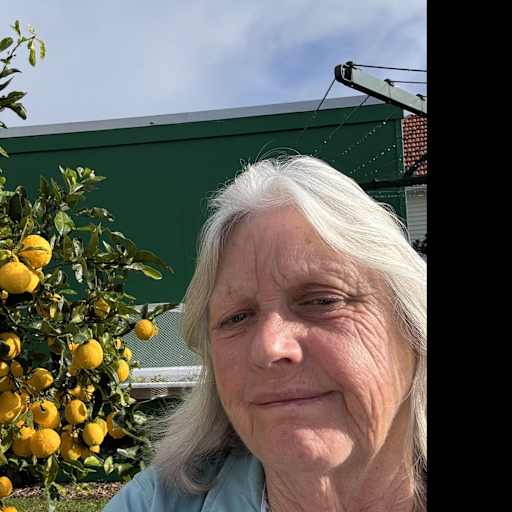 Profile image for pet sitter Sharon