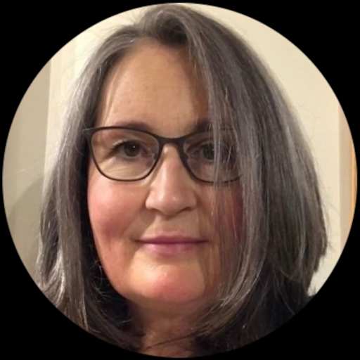 Profile image for pet sitter Luz