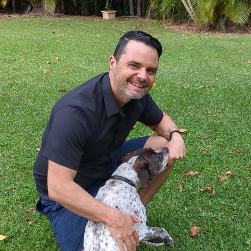 Profile image for pet sitter Faris