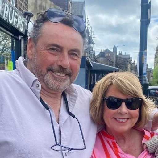 Profile image for pet sitters Carol & Steve