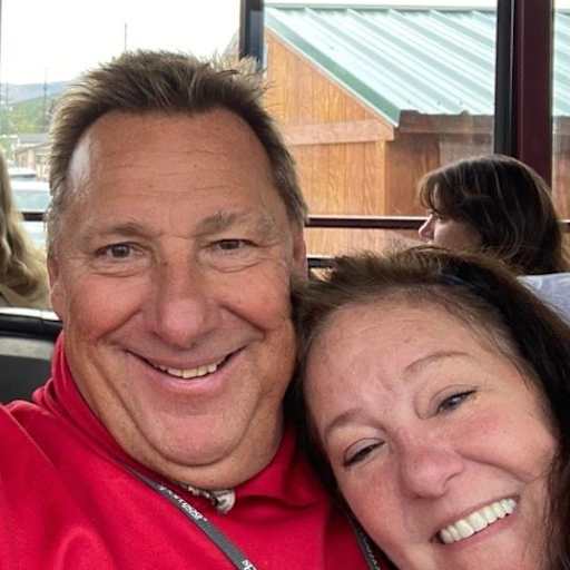 Profile image for pet sitters MaryBeth & Jim