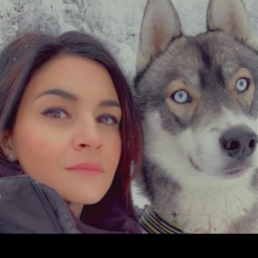 Profile image for pet sitter Sophia