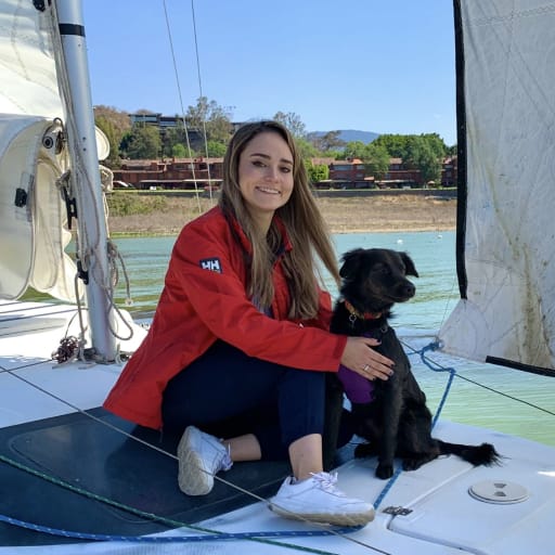 Profile image for pet sitter Sihini