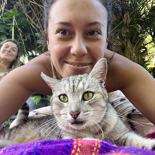 Profile image for pet sitter April
