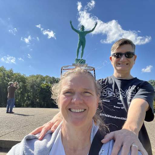Profile image for pet sitters Elizabeth & Chris