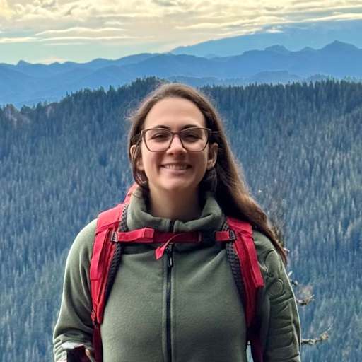 Profile image for pet sitter Gabriela