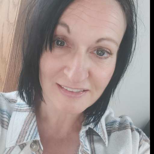 Profile image for pet sitter Beverly