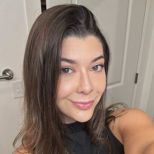 Profile image for pet sitter Jennyfer