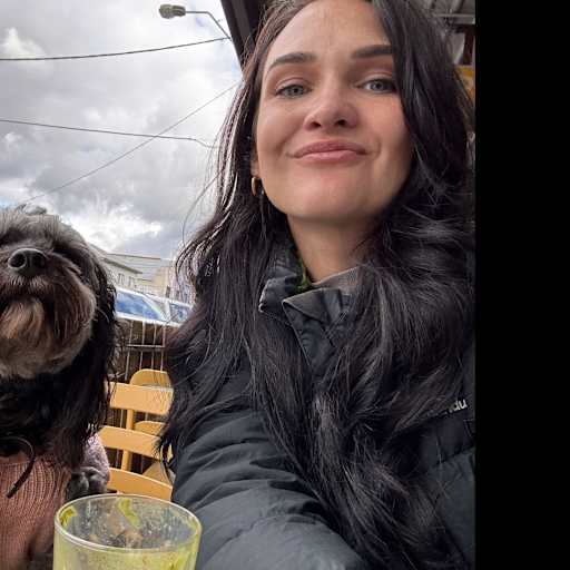 Profile image for pet sitter Julia