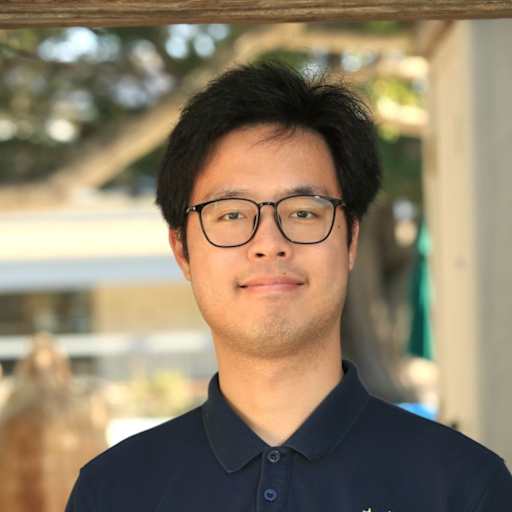 Profile image for pet sitter Leo